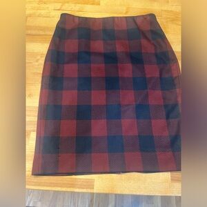 Ann Taylor Burgundy and Navy Plaid Pencil Skirt